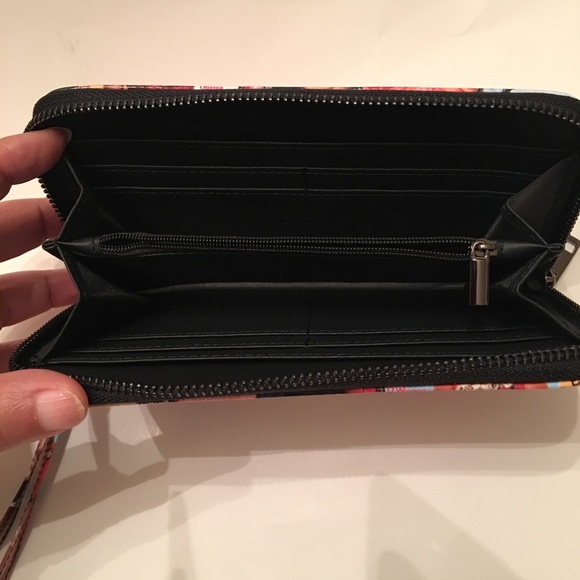 ☘️HP☘️Michelle Obama wallet/Wristlet zipper(vegan) - Picture 5 of 5